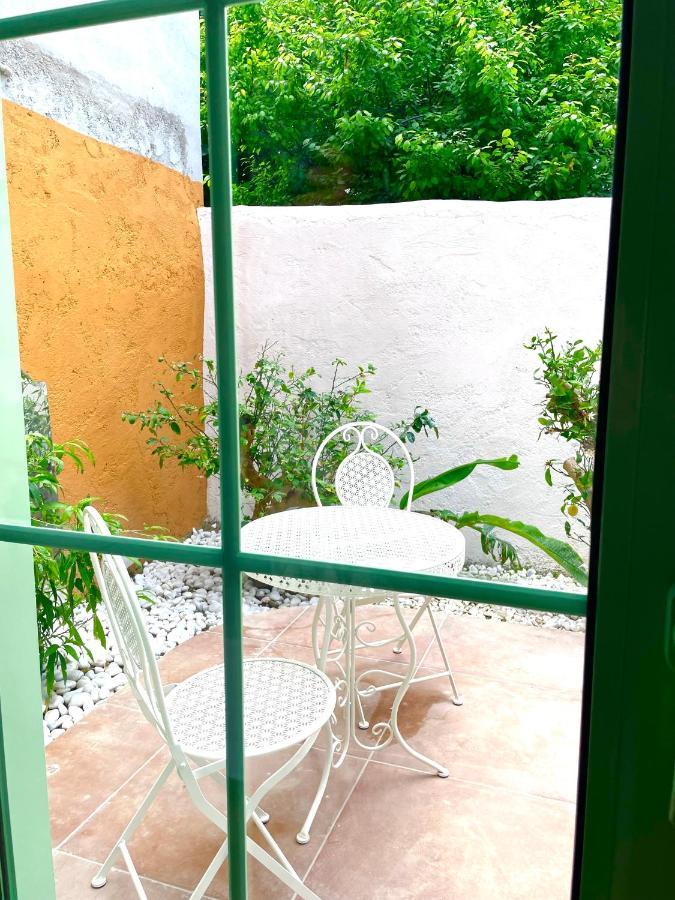Dora Alacati Exterior photo